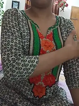 Tanha18n Live XXX chat