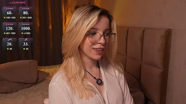 BerryLush_ élő XXX-chatje