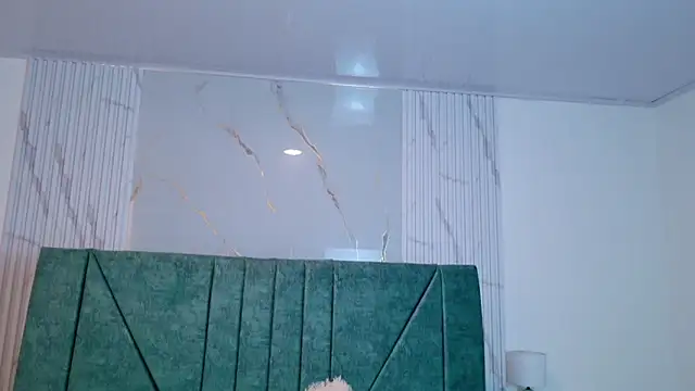 Chat XXX ao vivo de katiamoree