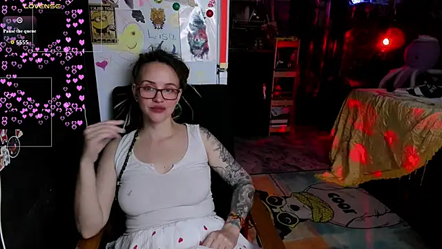 Chat XXX en directo de LisaFoxy_y