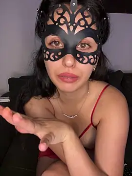 Meryy34 Adlı Modelin Canlı XXX Sohbeti