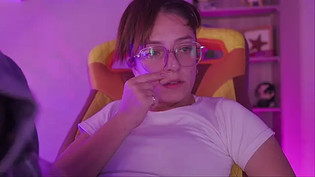 Chat XXX en directo de milly_kenner