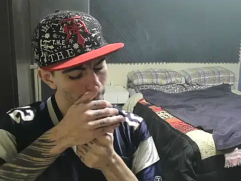 Chat XXX en directo de highonbwc