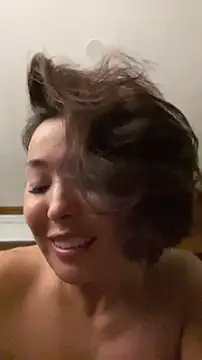 NoirElysia 即時 XXX 聊天