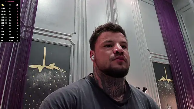 OliverSport Chat XXX live