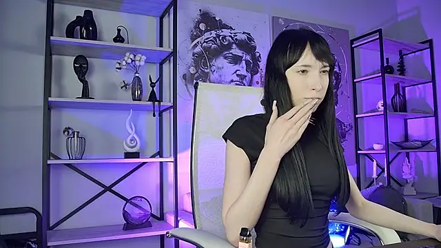 SeraphineSparda Chat XXX in diretta