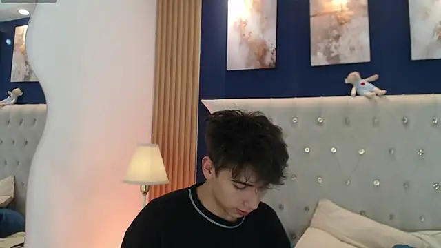 Aiden_Rivers_ – Naživo XXX chat