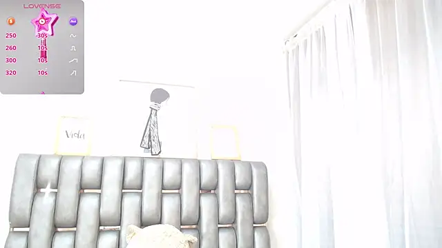 Sara_MarksのライブXXXチャット