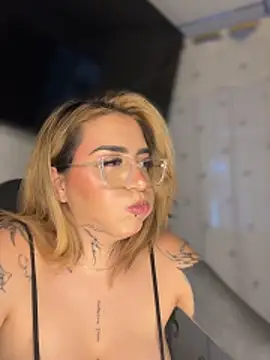 CarolQueen1_ Chat XXX in diretta