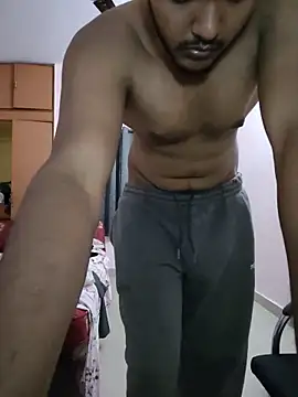 Varun24207 Live XXX-Chat
