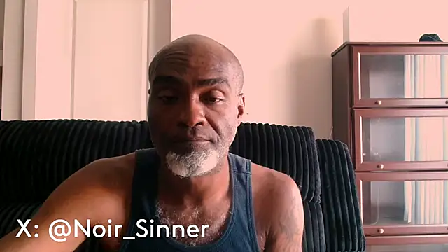 sinnernoir's Live XXX Chat