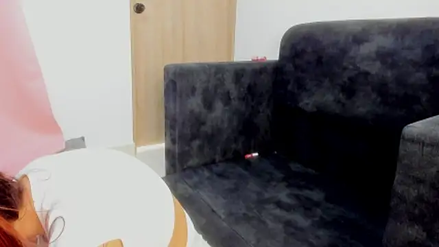 Chat +18 de Sarah_Jhonson ao vivo