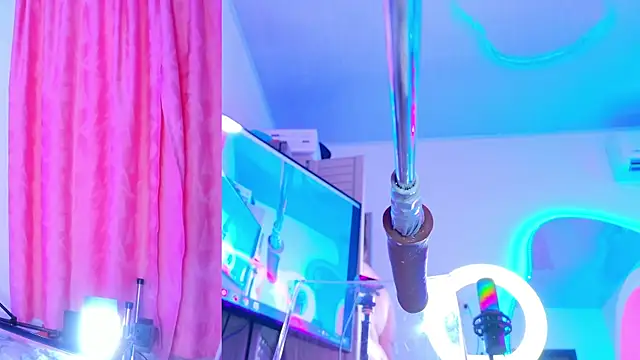 Онлайн чат XXX NathaxaLeans