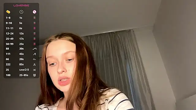 Živý XXX chat LoryMusetti