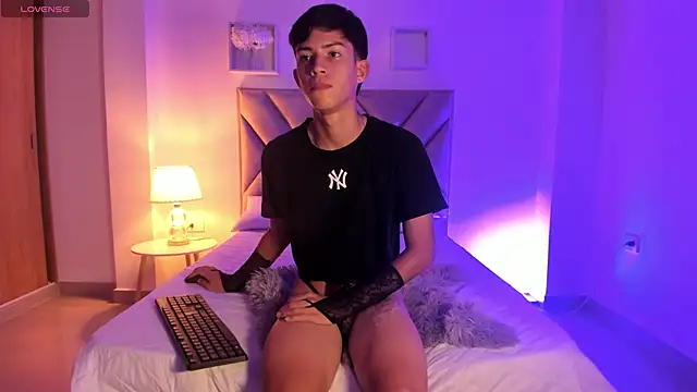 Baby_noahtt Live XXX-Chat