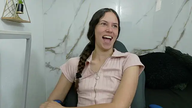 Lindsey8's Live XXX Chat