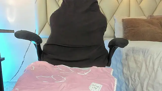 angelswets 现场XXX聊天