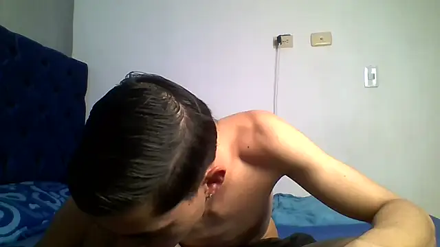 Latinos_2001's Webcam Show