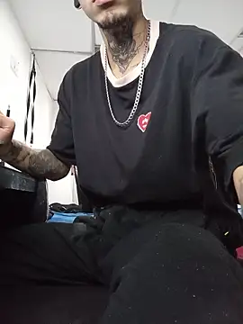 Tattoboy19cm live XXX chat