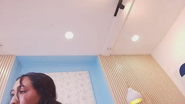 Chat +18 de CassieRouse ao vivo