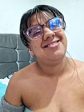 Czat XXX na żywo – ZaidaWet