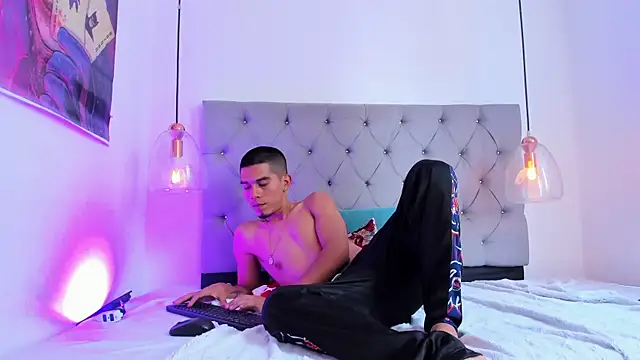 Chat XXX ao vivo de your_d0ll1