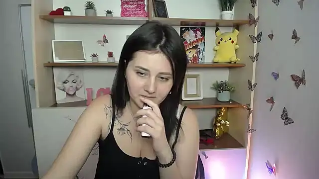 Katrin_kiss_ Chat XXX in diretta