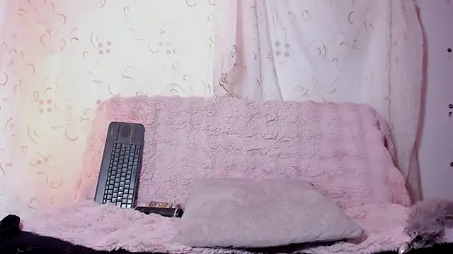 KuraiBi – Naživo XXX chat