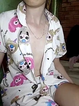 Chammy720 – Naživo XXX chat