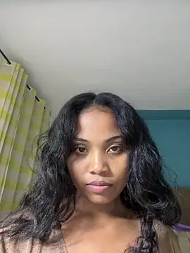 XXX chat uživo modela naya86