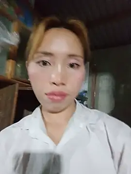 XXX chat uživo modela Lanlove_
