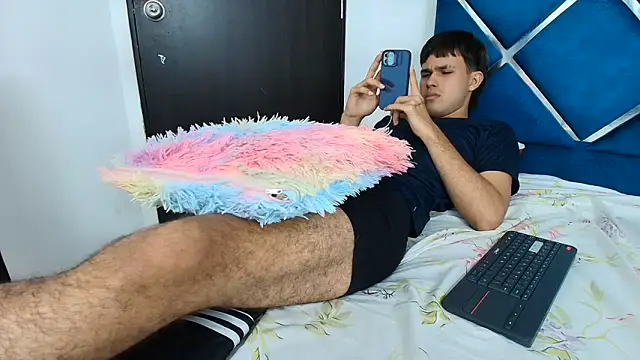 EdwinBoys: онлайн-секс-чат