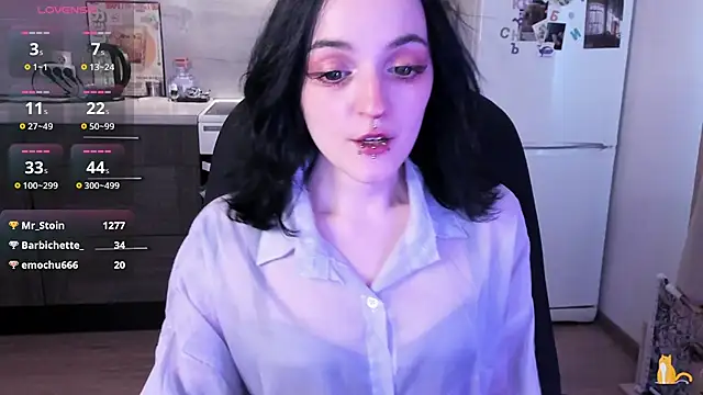 XXX chat uživo modela miura_moon