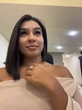 Онлайн чат XXX AlyssaRay