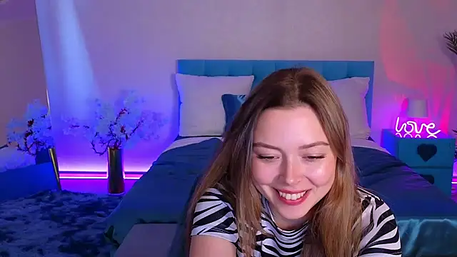 Ava_Loone live XXX chat