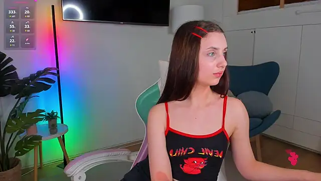 Kira_Moonnn's Live XXX Chat