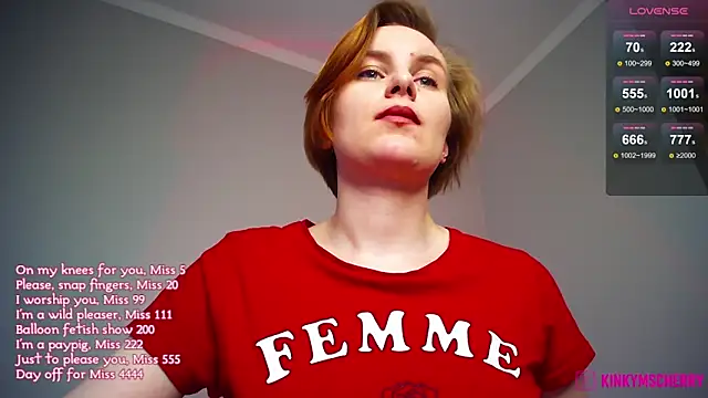 XXX chat uživo modela KinkyMissCherry