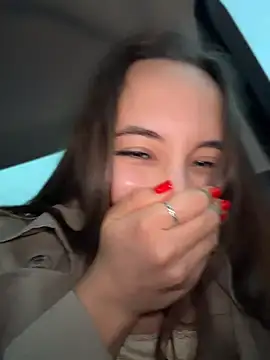 ICrazyOneIRL Live XXX Chat