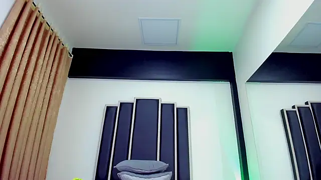 Aura-bakerr – Naživo XXX chat