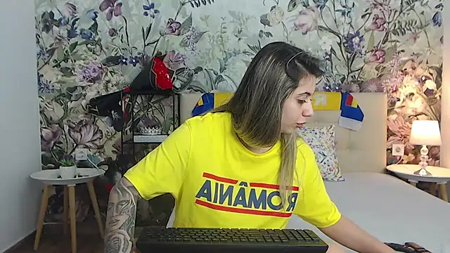 RoseDiamond06 Chat XXX in diretta