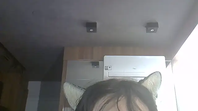 Chat XXX ao vivo de SkinnyKitten