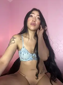Živý XXX chat DAKOTA_SAKURA
