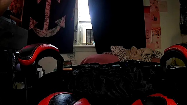 Czat XXX na żywo – ATwinkie
