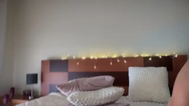 Reddgiirl Adlı Modelin Canlı XXX Sohbeti