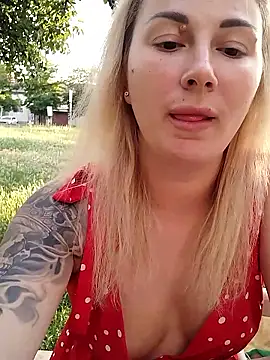 Živý XXX chat evil_kitty