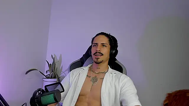 Živý XXX chat Lukeetaylor