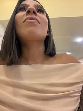 AlyssaRay Live XXX Chat