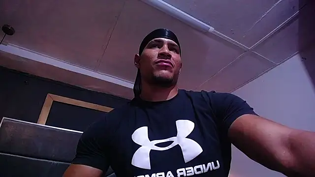Chatroom XXX en direct de teddyfit19cm
