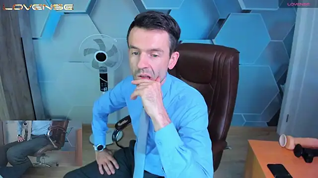 SteveTiger: απευθείας συνομιλία ΧΧΧ