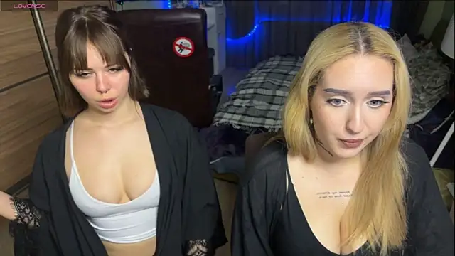 xxx_sandra_ Adlı Modelin Canlı XXX Sohbeti